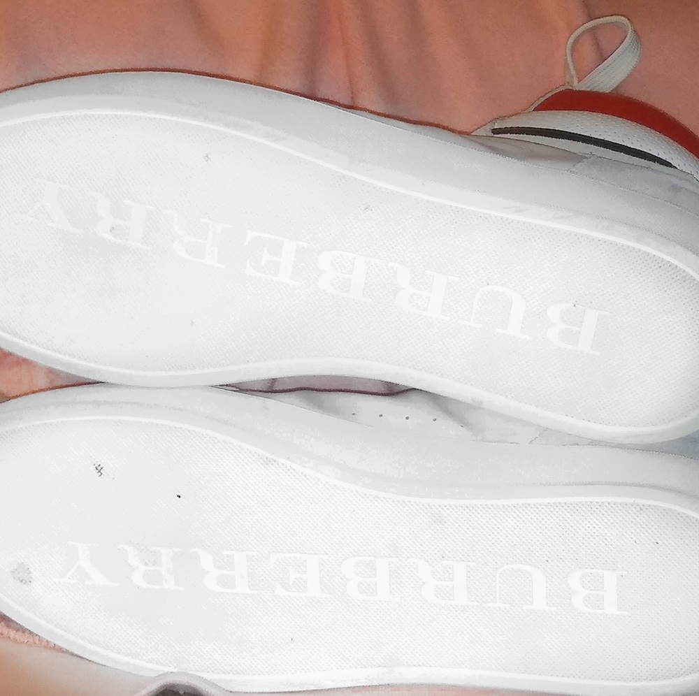 Sneakers - Picture 4 of 4